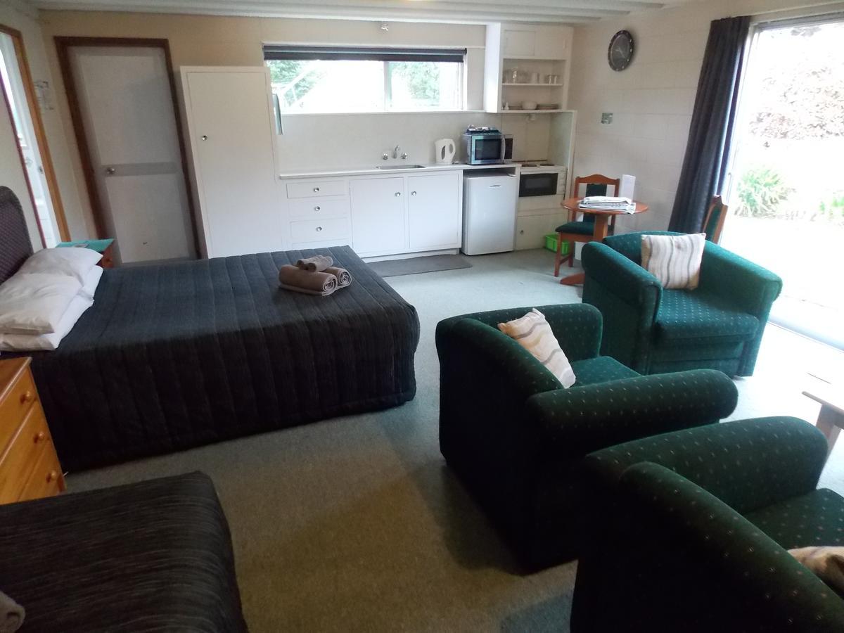 Rangiora Lodge Motel ภายนอก รูปภาพ