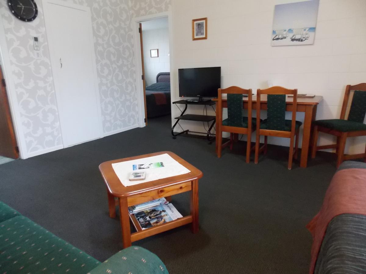 Rangiora Lodge Motel ภายนอก รูปภาพ